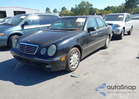 2001 Mercedes-Benz E 320 from USA, damaged, VIN WDBJF65J41B355118